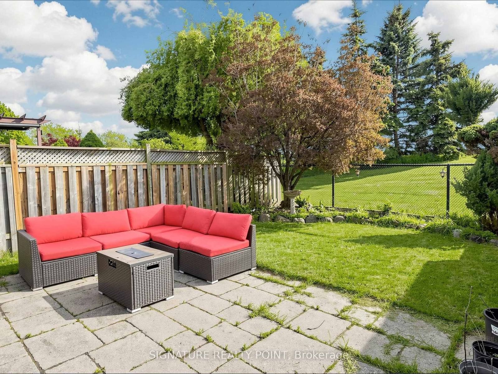 1816 Hobson Drive • Burlington, ON photo 32