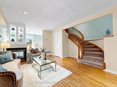 1816 Hobson Drive • Burlington, ON photo 5