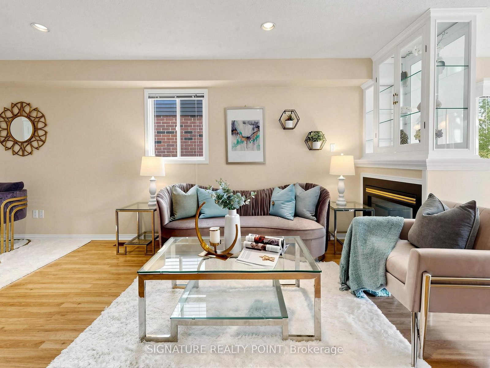 1816 Hobson Drive • Burlington, ON photo 6
