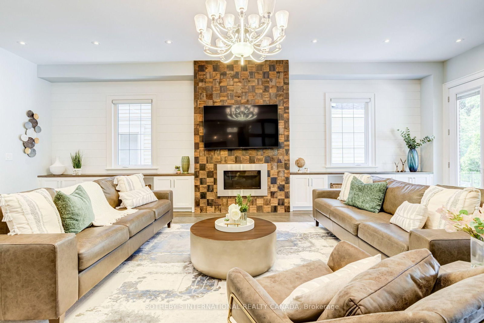 29 Oakwood Avenue • Mississauga, ON photo 6