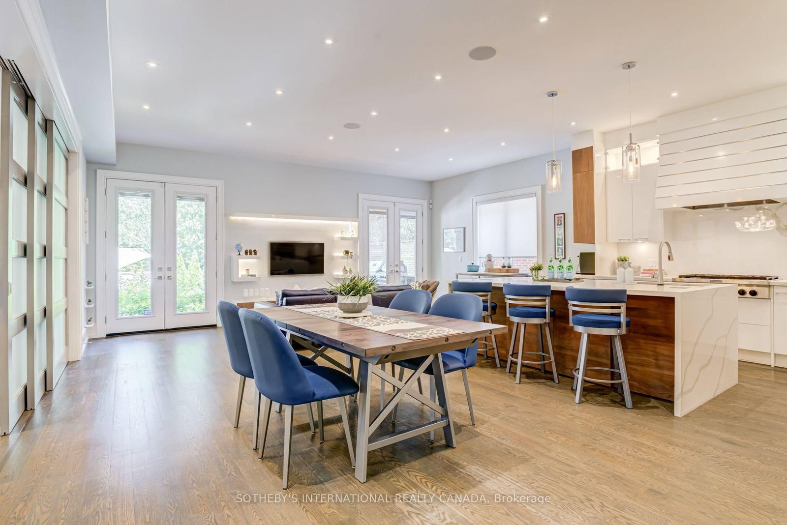 29 Oakwood Avenue • Mississauga, ON photo 9