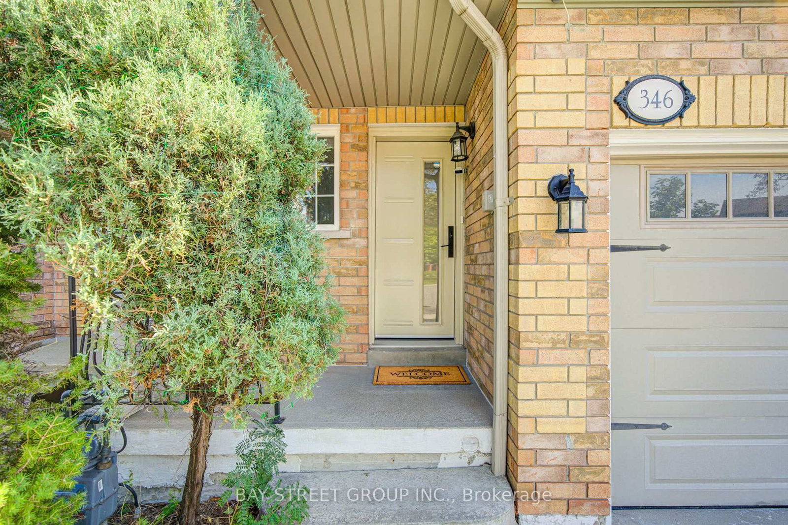 346 Sardinia Drive • Mississauga, ON photo 2