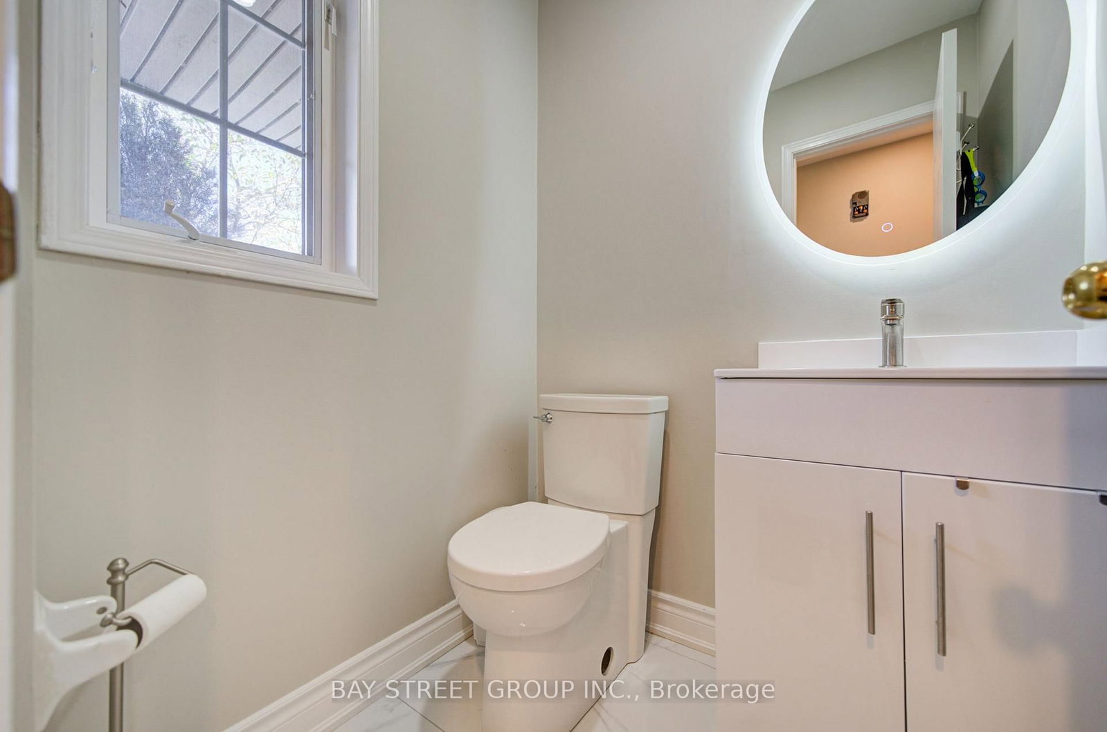 346 Sardinia Drive • Mississauga, ON photo 4