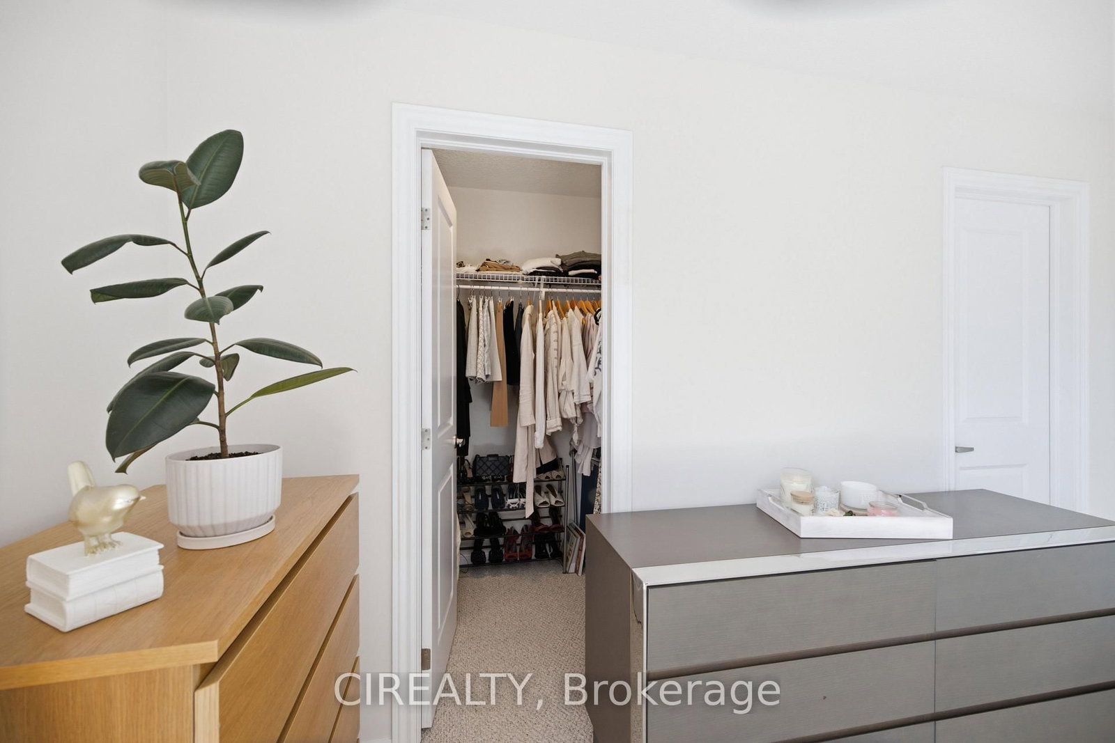 3352 Stalybridge Road • Oakville, ON photo 18