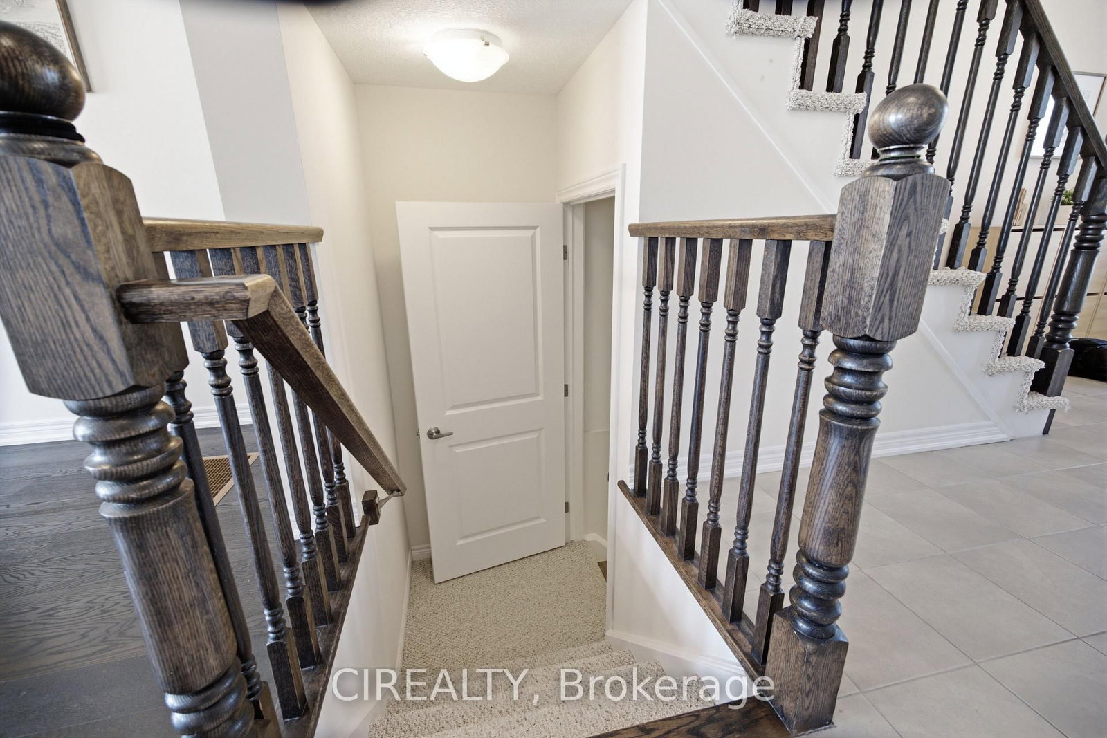 3352 Stalybridge Road • Oakville, ON photo 25