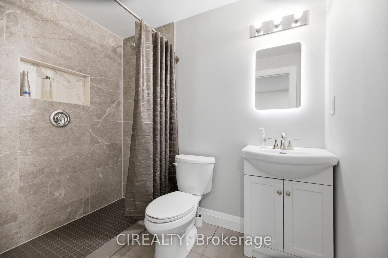 3352 Stalybridge Road • Oakville, ON photo 27