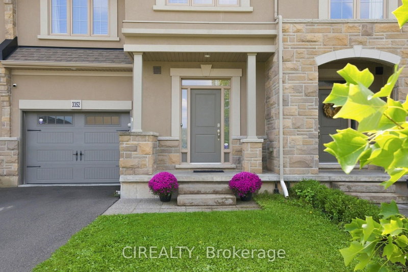 3352 Stalybridge Road