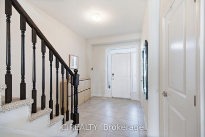 3352 Stalybridge Road • Oakville, ON photo 4