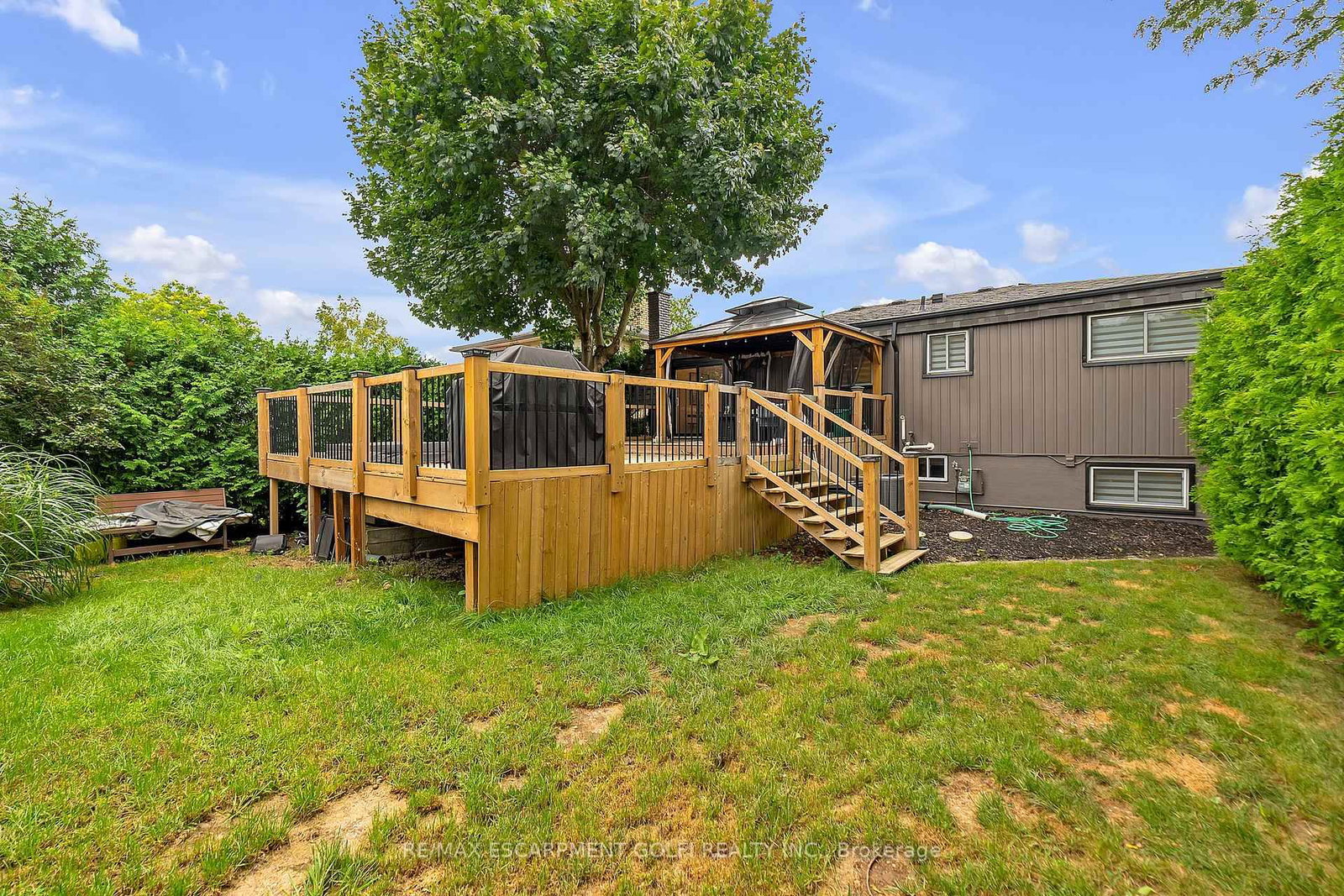4236 LONGMOOR Drive • Burlington, ON photo 32