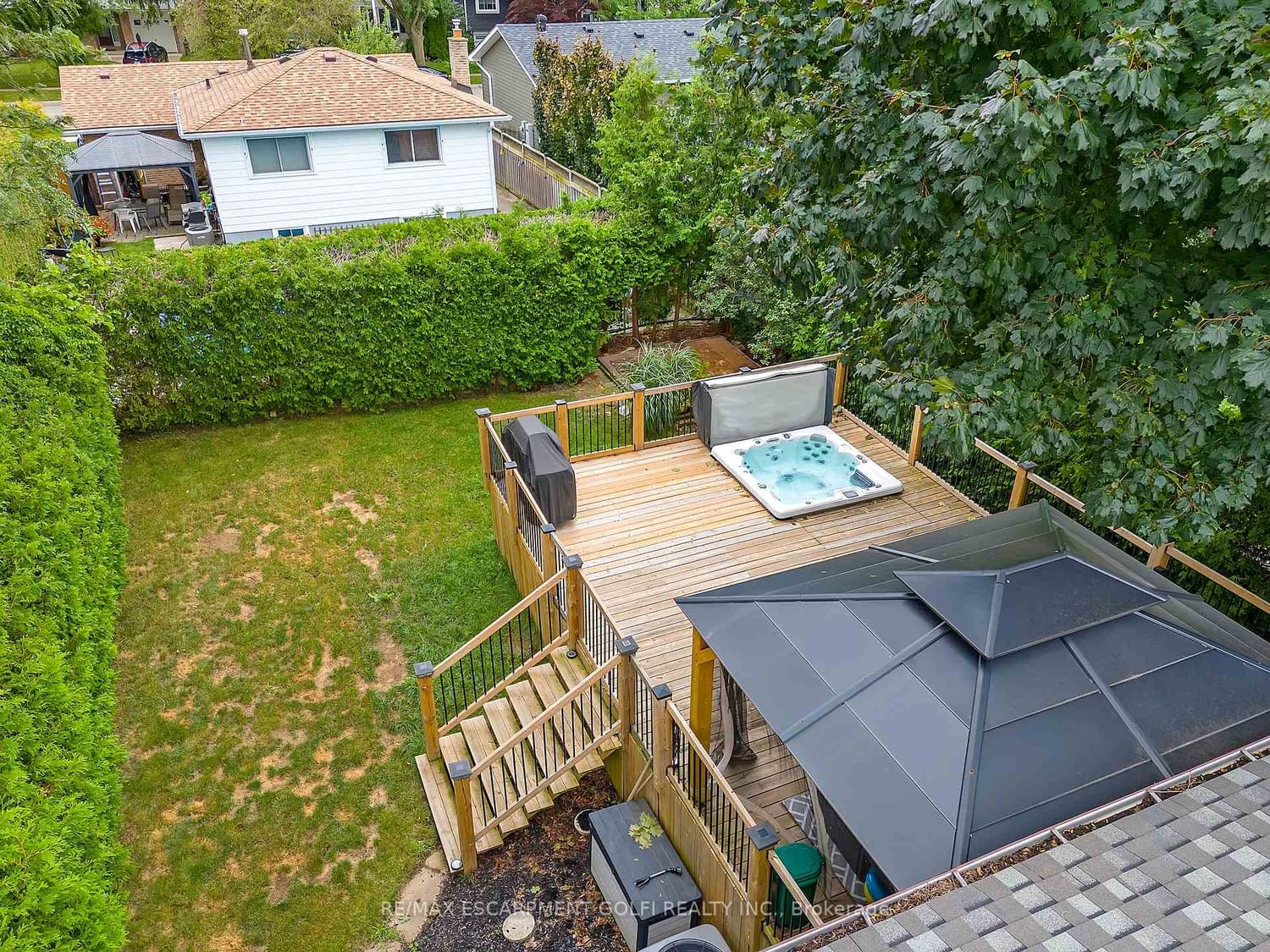 4236 LONGMOOR Drive • Burlington, ON photo 39