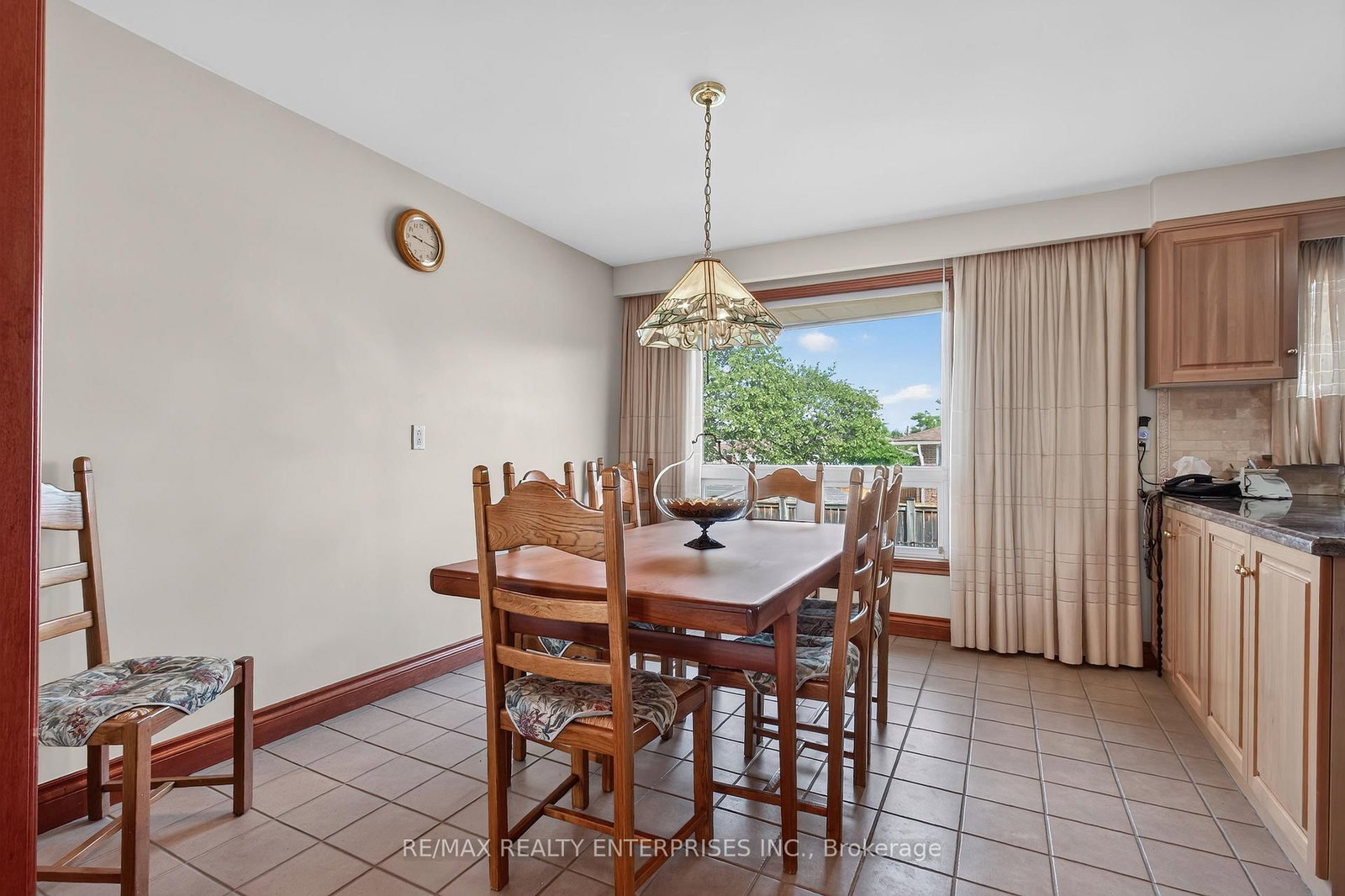 3 Slane Court • Toronto, ON photo 13