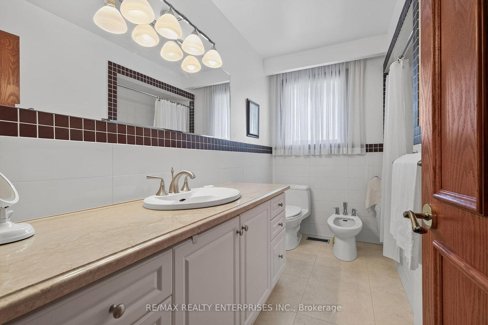 3 Slane Court • Toronto, ON photo 23