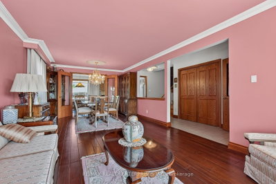 3 Slane Court • Toronto, ON photo 9