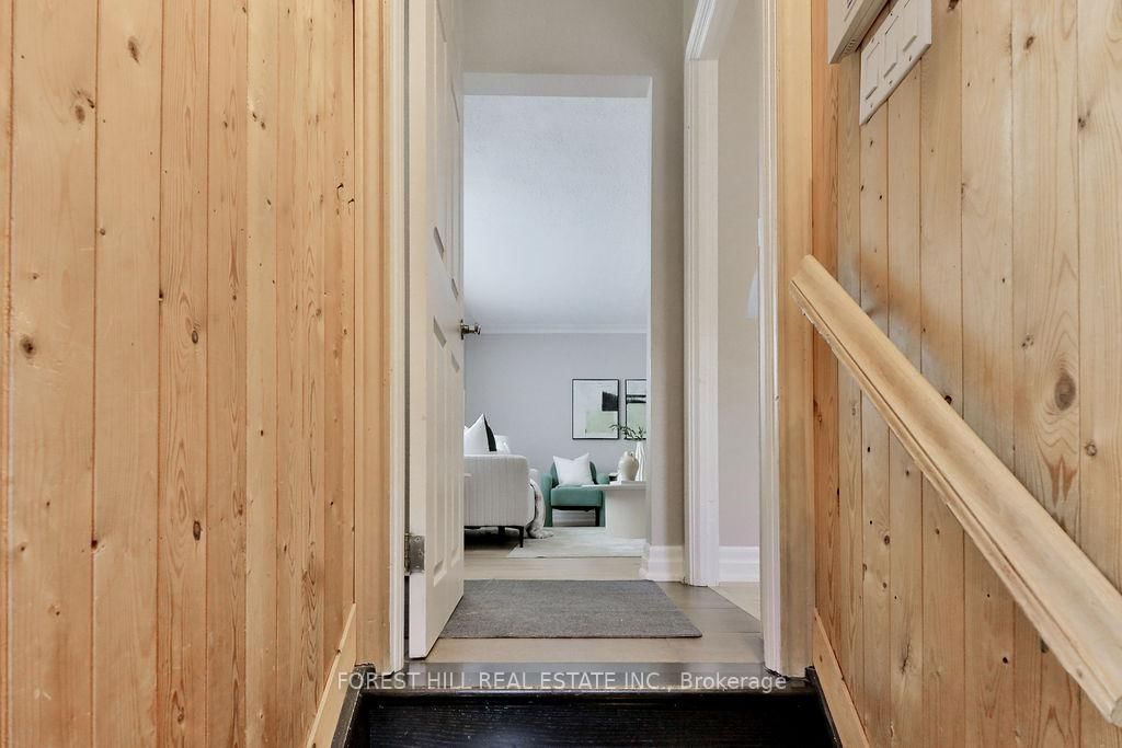 19 Silvercrest Avenue • Toronto, ON photo 34