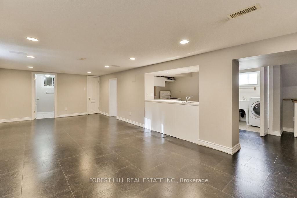 19 Silvercrest Avenue • Toronto, ON photo 39