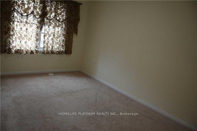 90 Baycliffe Crescent • Brampton, ON photo 9