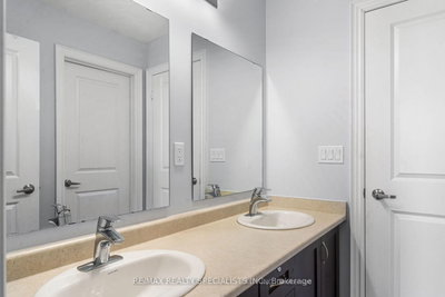 22 Gainsford Brampton,ON L6X 5N2 — Photo 18
