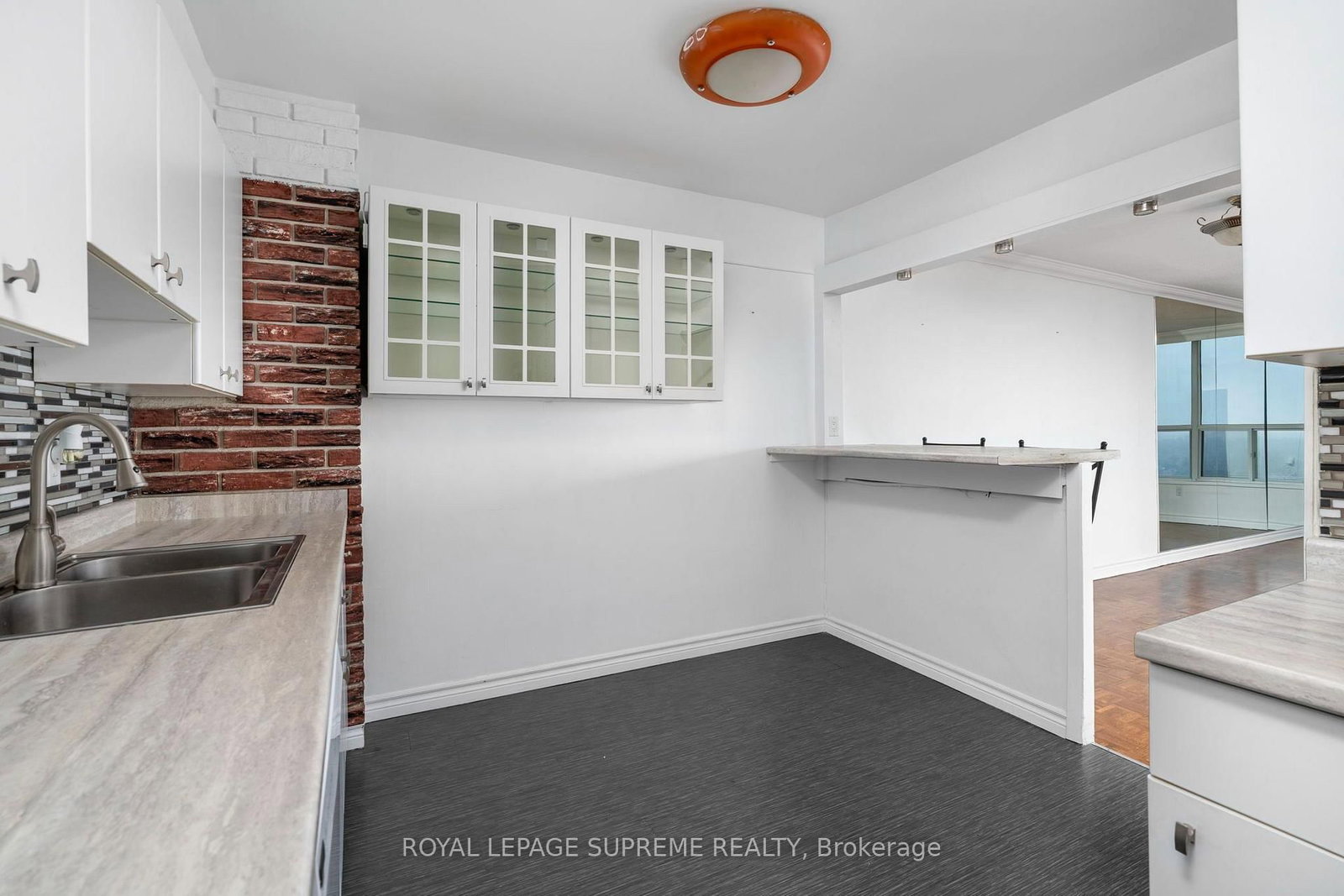 85 Emmett Avenue • #2409 • Toronto, ON photo 8