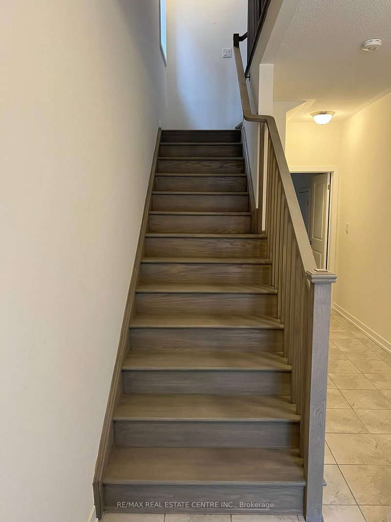 1551 Hilson Heights