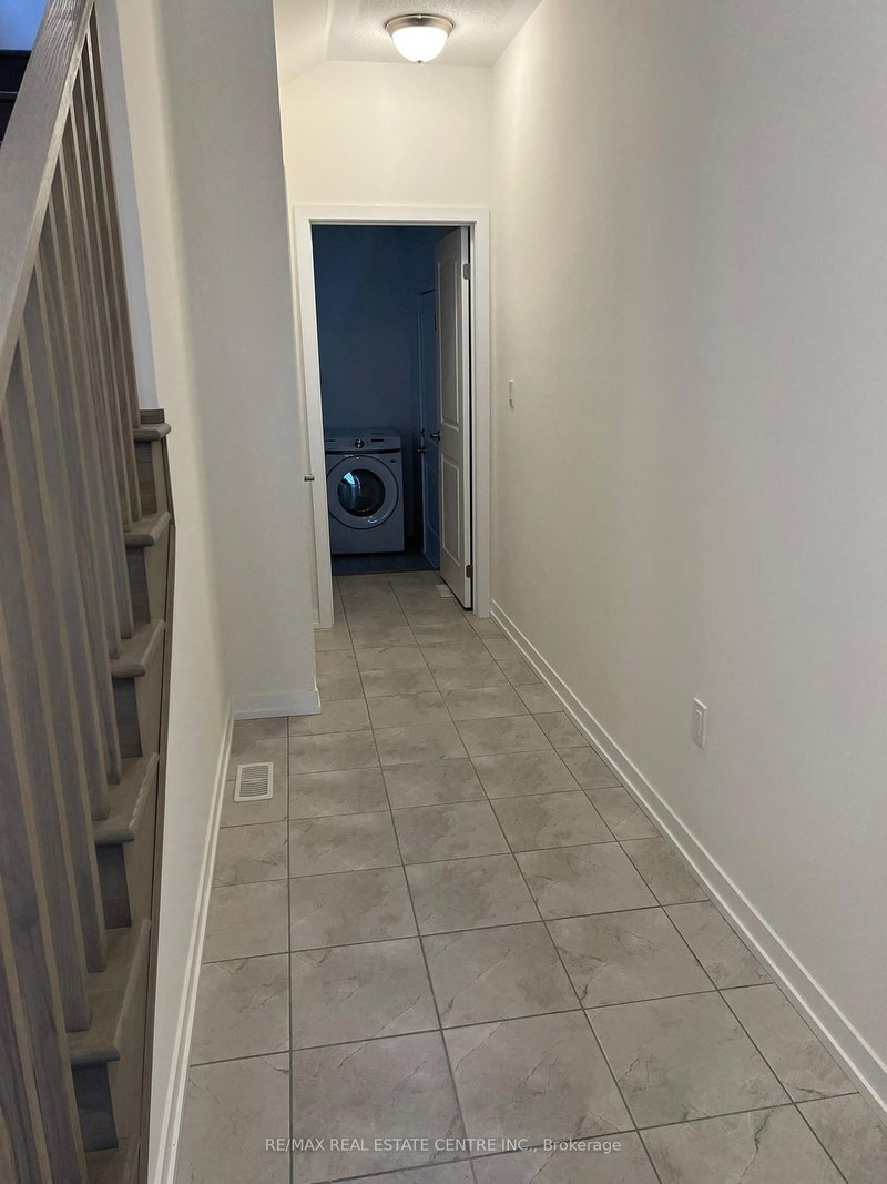 1551 Hilson Heights