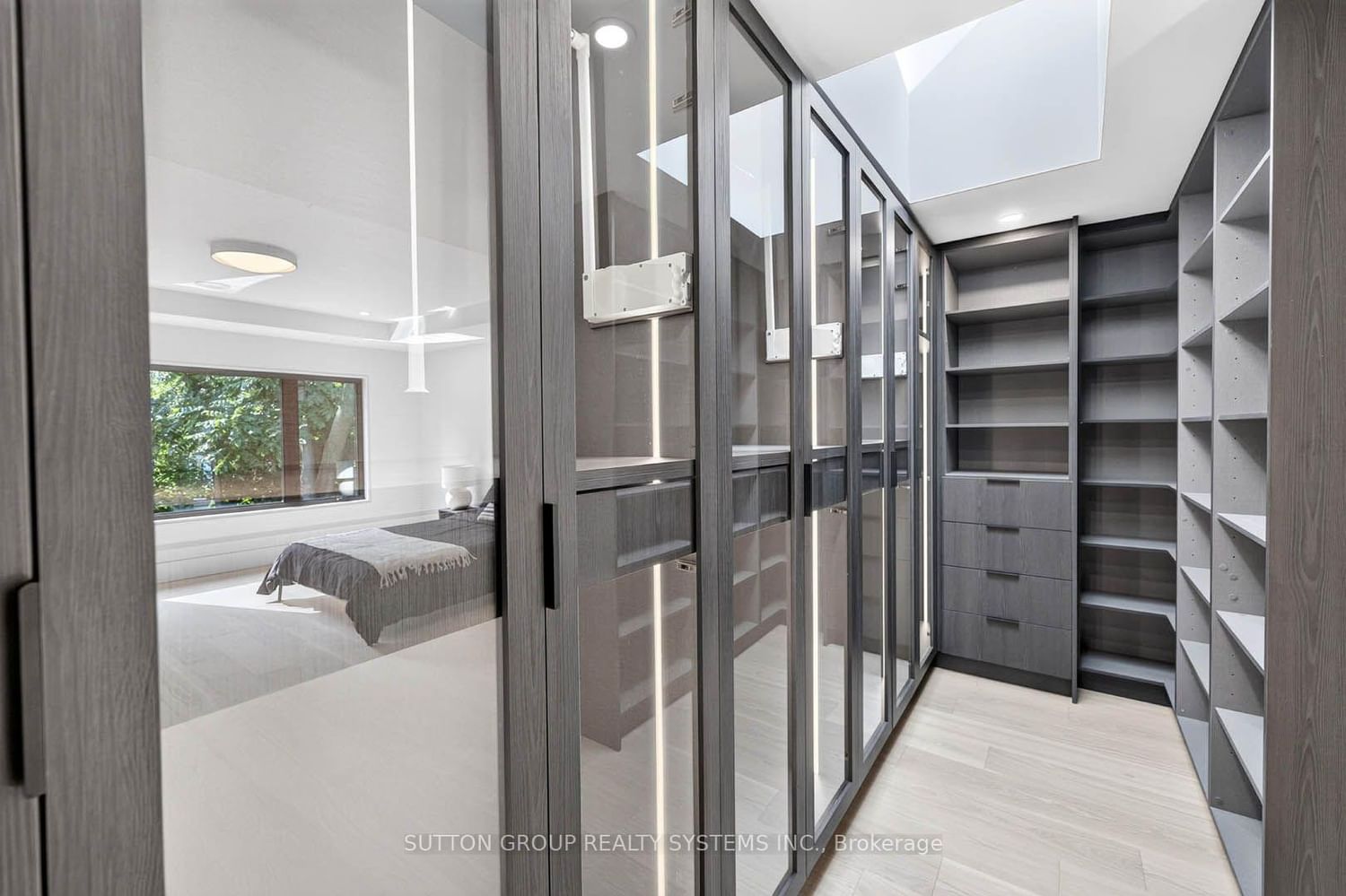 2052 Redan Drive • Mississauga, ON photo 20