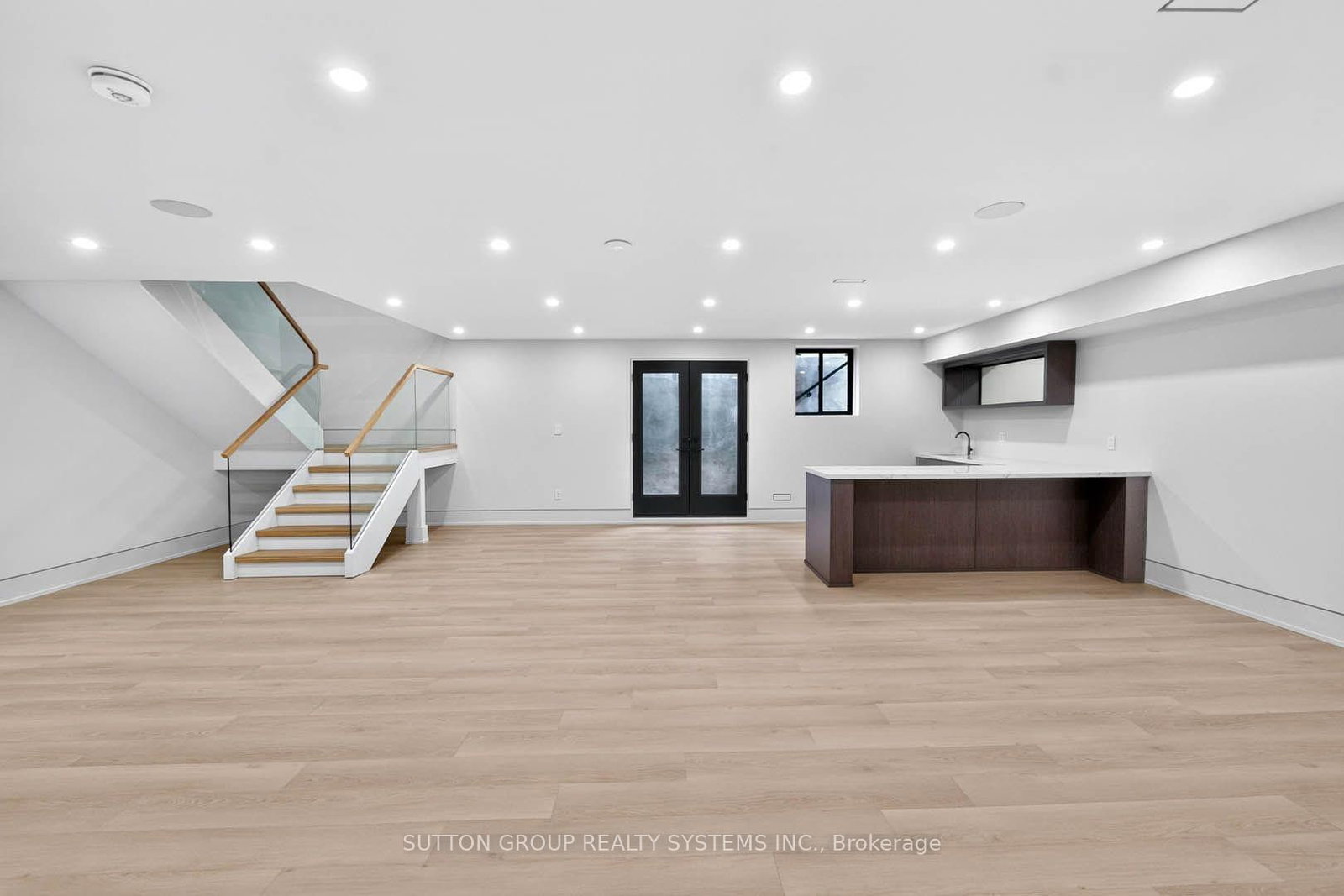 2052 Redan Drive • Mississauga, ON photo 42