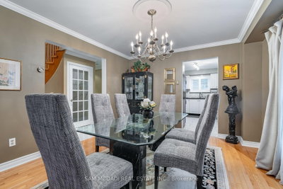 69 Parkside Drive • Brampton, ON photo 5