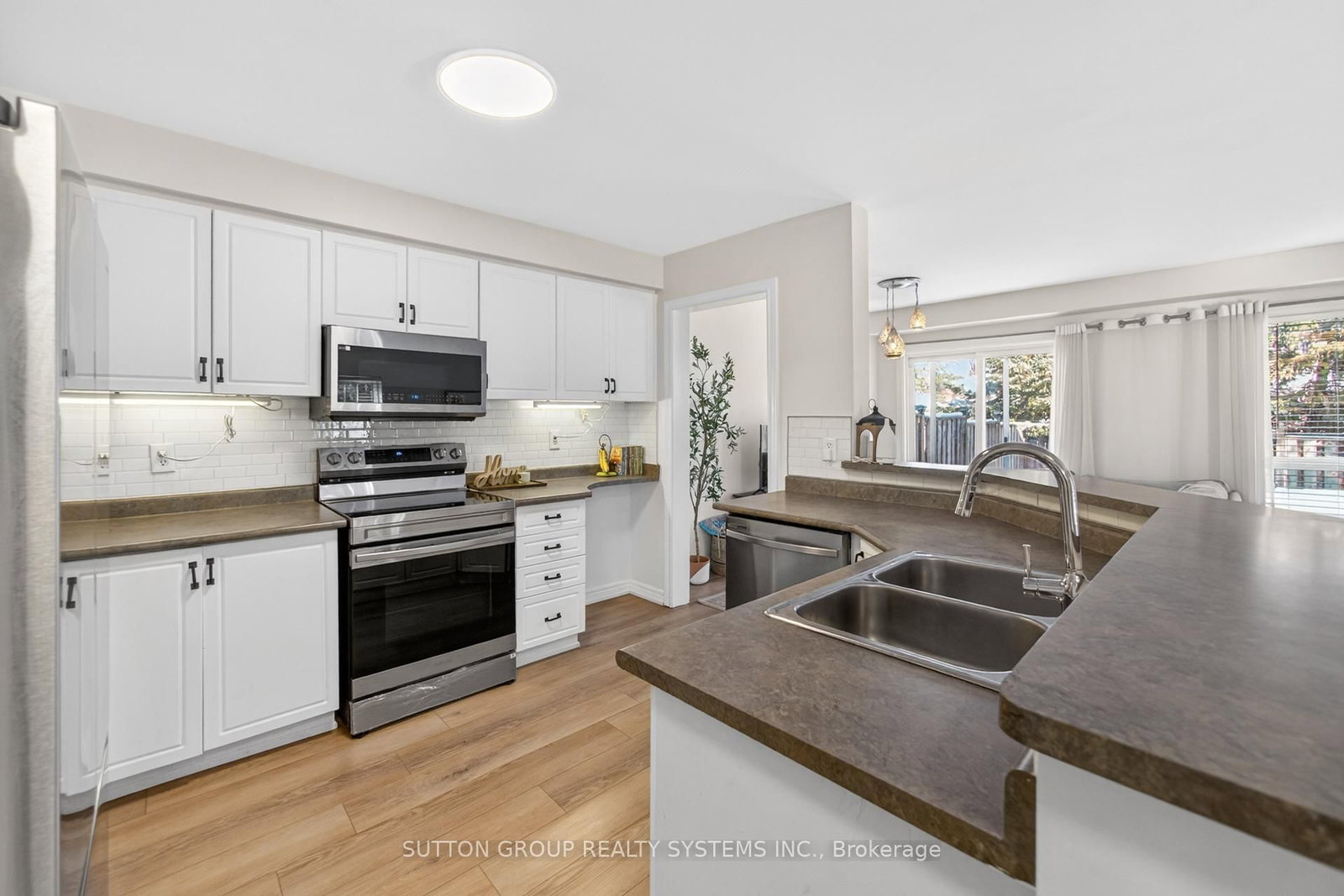 2871 Darien Road • #35 • Burlington, ON photo 18