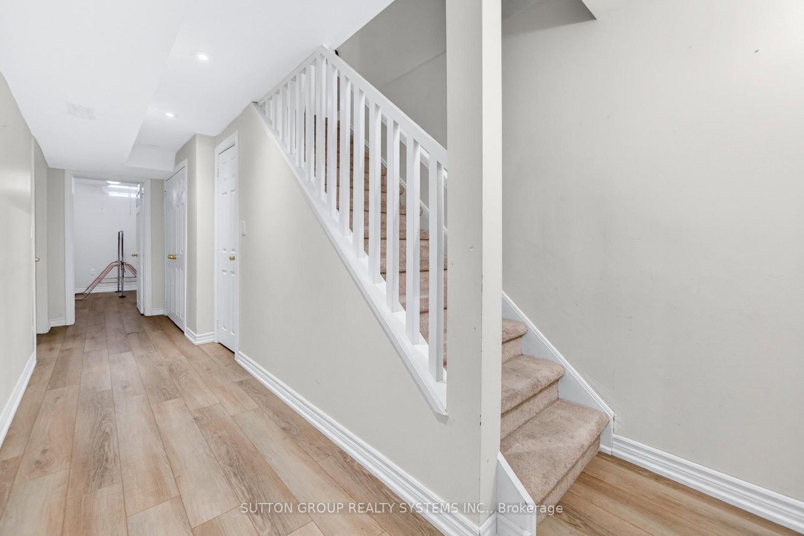 2871 Darien Road • #35 • Burlington, ON photo 35