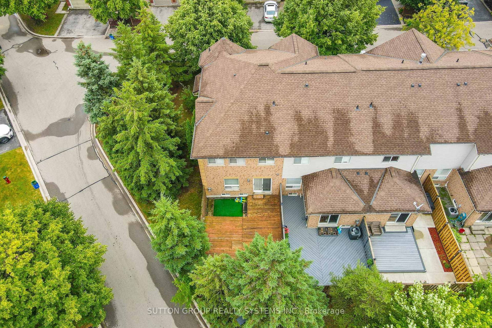 2871 Darien Road • #35 • Burlington, ON photo 44
