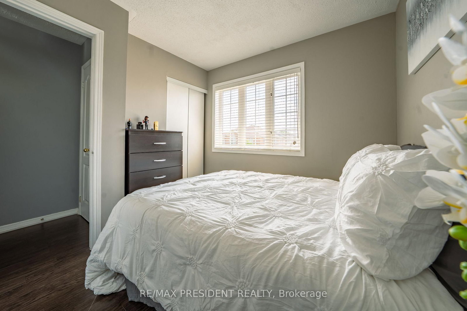 4 Redfinch Way • Brampton, ON photo 38