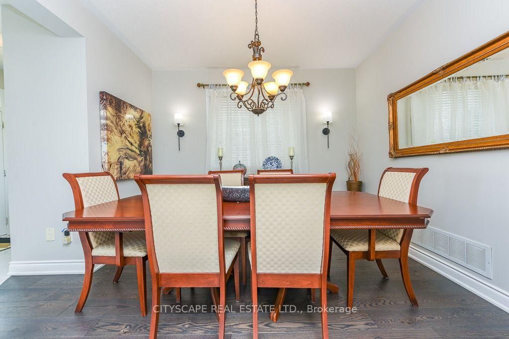 879 Bennett Boulevard • Milton, ON photo 11