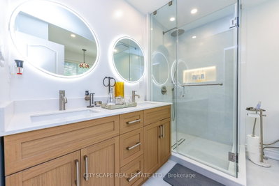 879 Bennett Milton,ON L9T 6X9 — Photo 25