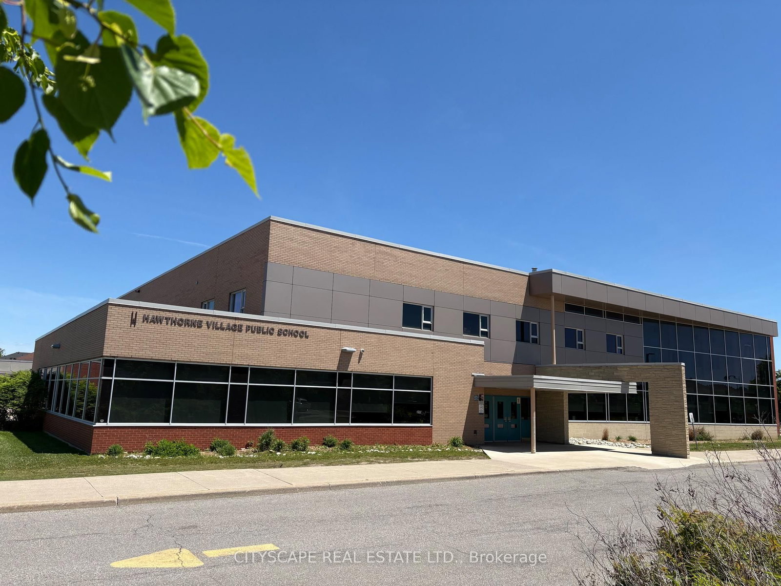 879 Bennett Boulevard • Milton, ON photo 46