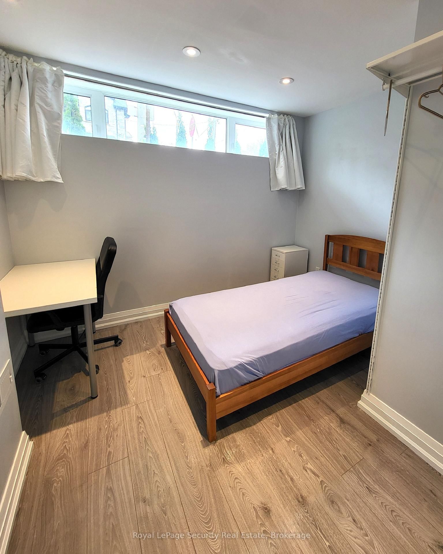 Lower #1 - 196 Strathnairn Avenue, Toronto 3