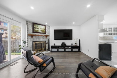 5235 Huntingfield Drive • Mississauga, ON photo 9
