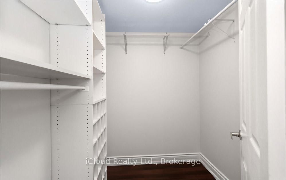 25 Agnes Street • #Cy02 (1402) • Mississauga, ON photo 22