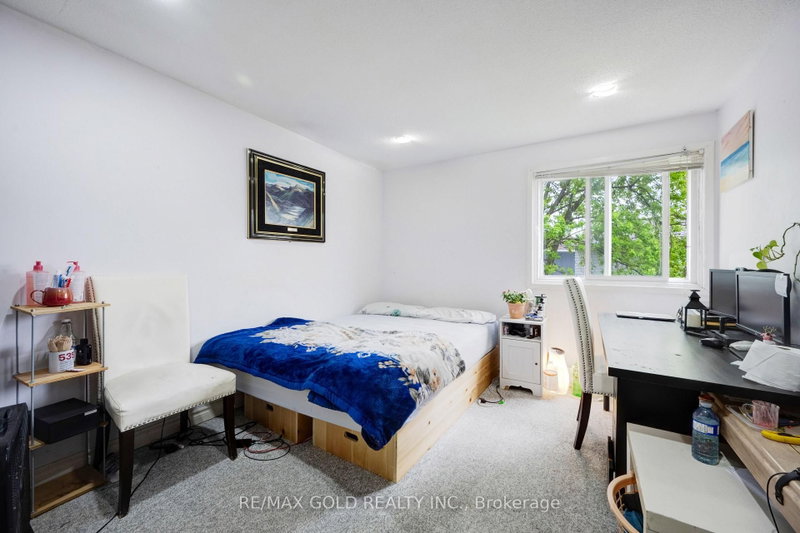 9 Havenbrook Brampton,ON L6S 2B4 — Photo 9