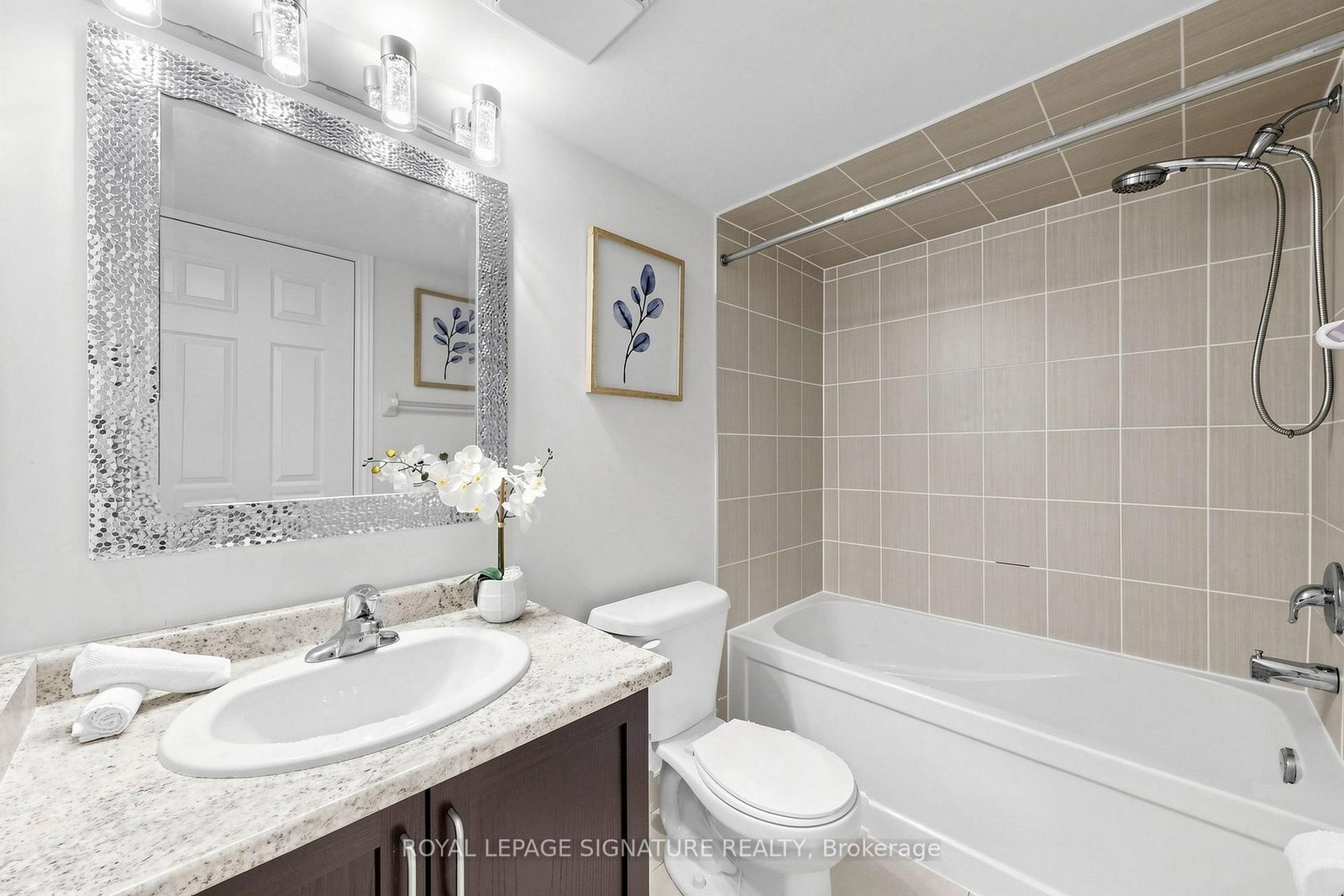 2441 Greenwich Drive • #11 • Oakville, ON photo 20
