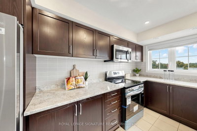 2441 Greenwich Drive • #11 • Oakville, ON photo 8