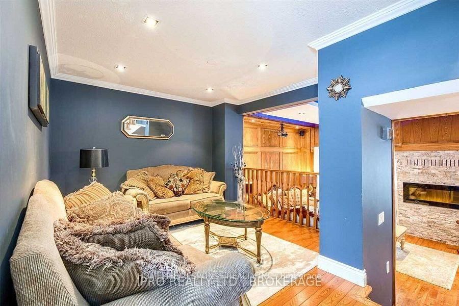 6679 SHELTER BAY Road • #46 • Mississauga, ON photo 15