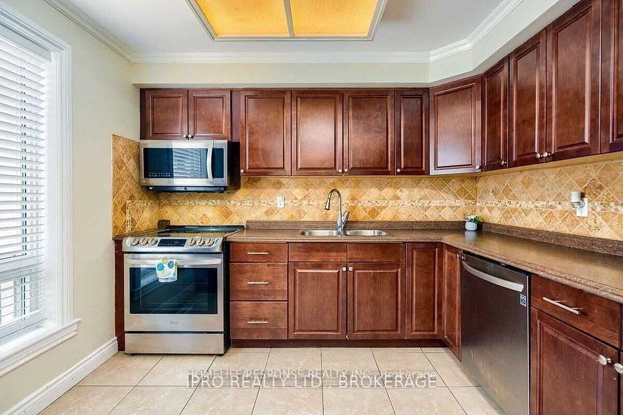 6679 SHELTER BAY Road • #46 • Mississauga, ON photo 19