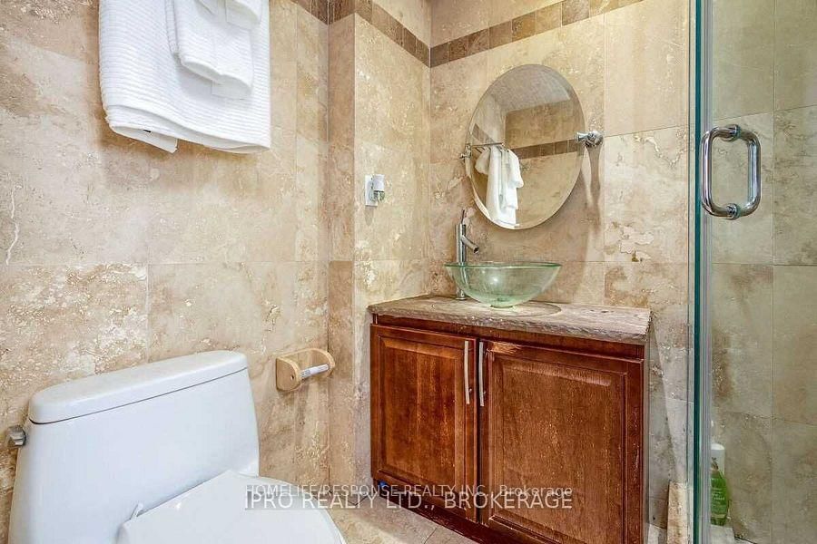 6679 SHELTER BAY Road • #46 • Mississauga, ON photo 27