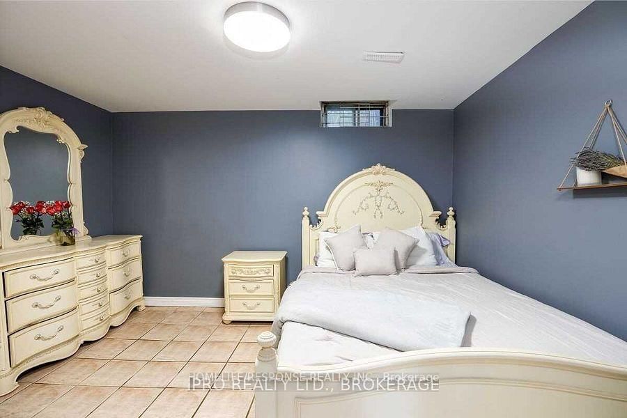 6679 SHELTER BAY Road • #46 • Mississauga, ON photo 35