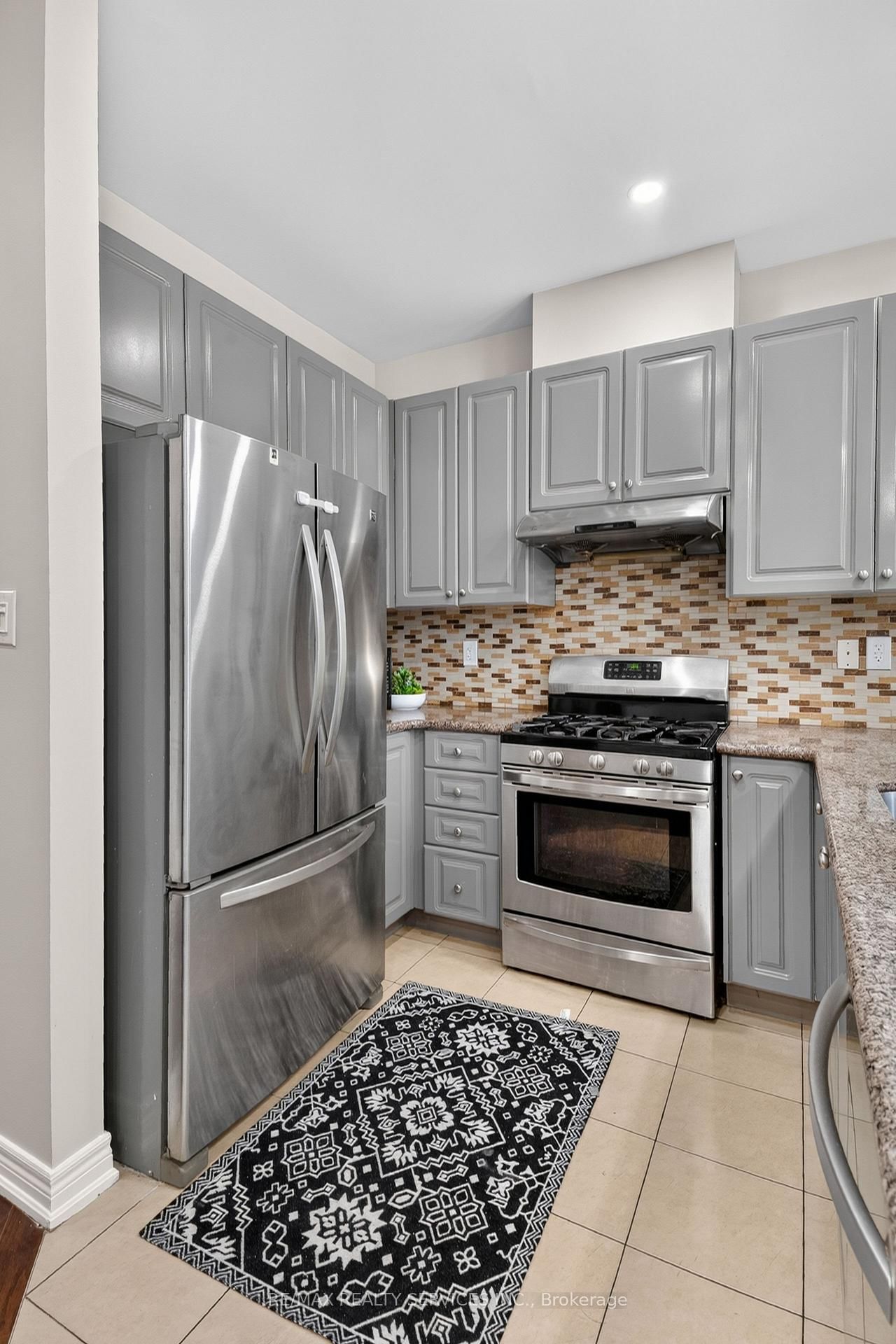 109 Bonnie Braes Drive N • Brampton, ON photo 12