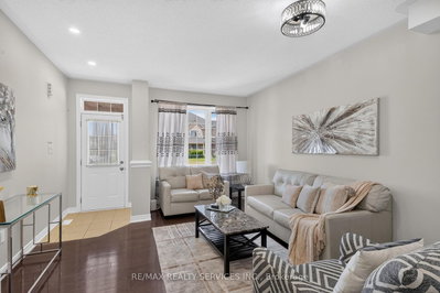 109 Bonnie Braes Drive N • Brampton, ON photo 4
