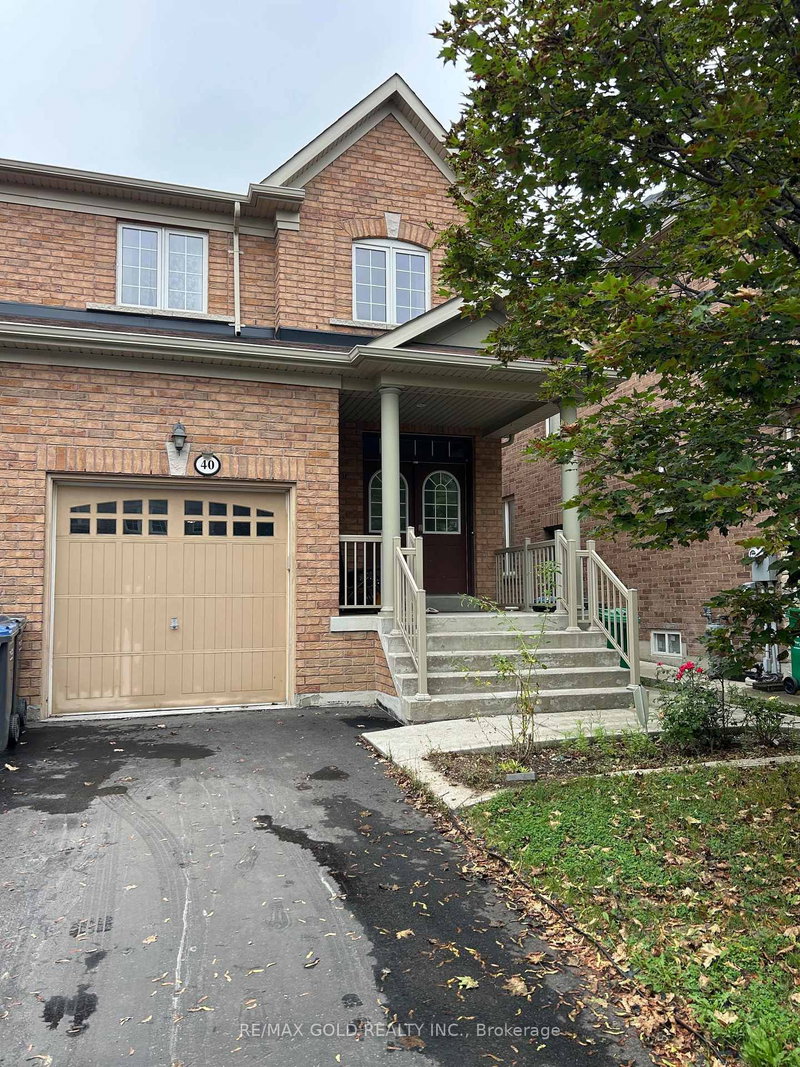 40 Loftsmoor Drive