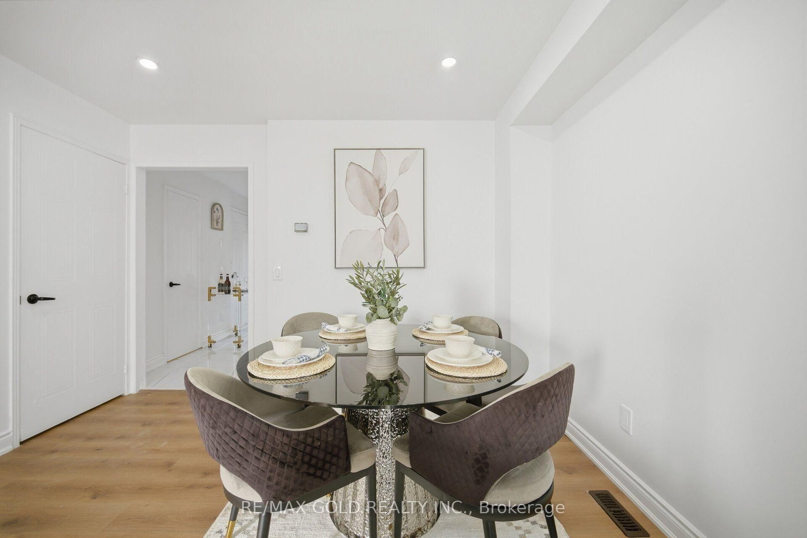 29 Fern Valley Crescent • Brampton, ON photo 12