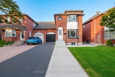 29 Fern Valley Crescent • Brampton, ON photo 3