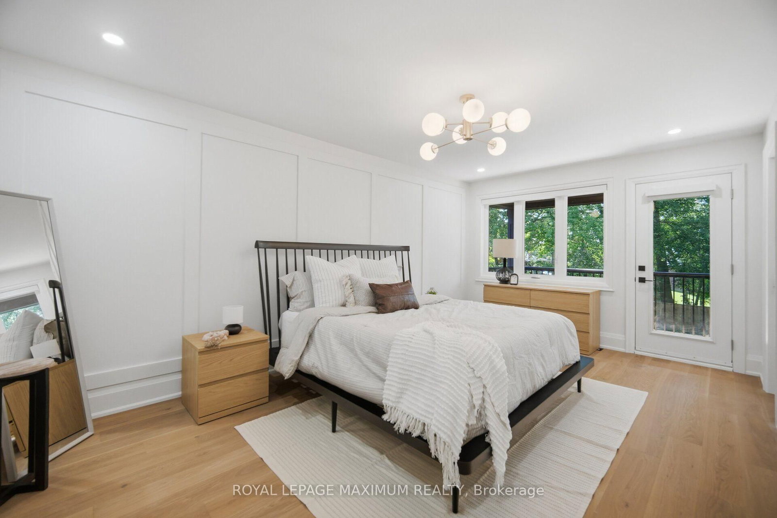 11 Park Boulevard • Toronto, ON photo 22